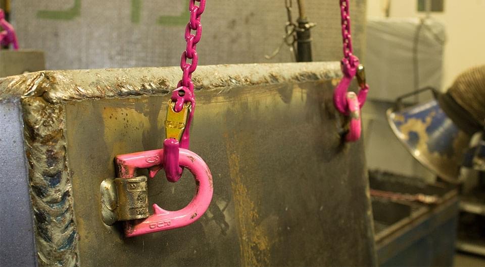 Lifting Frame Rud Weldable RUD lifting points: strong, flexible and four times as safe ...